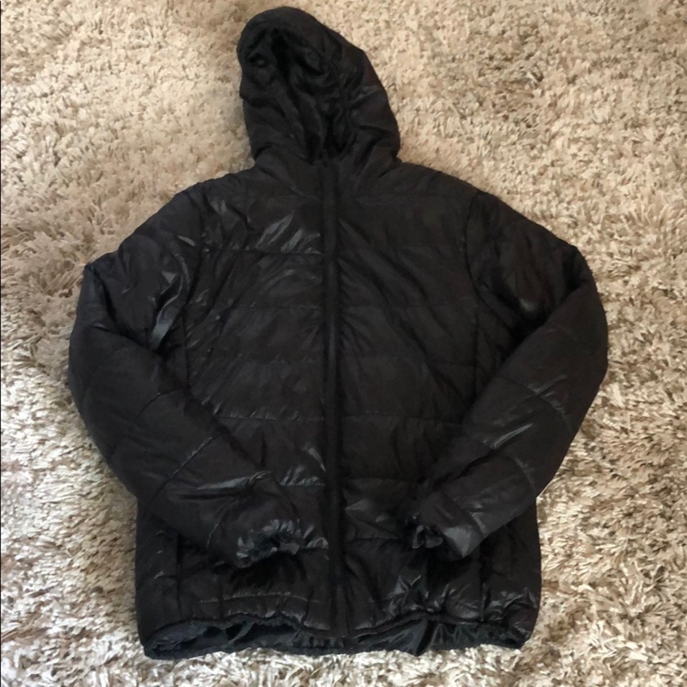 Black L puffer coat (fits more M/L)
